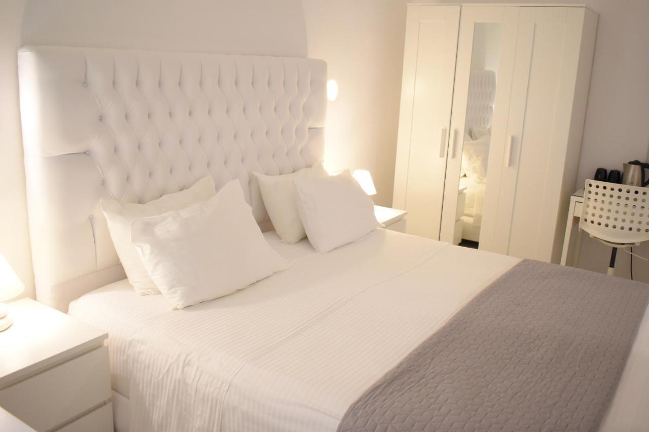 Ariana Eco Adults Only * Fira (Santorini)